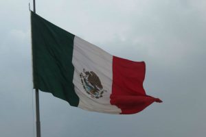 Portada-Bandera-de-México-SomosMass99-1263-min-min