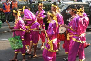 Portada-Festival Gay-Bangkok-Tailandia-2006-Foto Ddalbiez-Wikimedia Commons-1600x-(1)-(1)