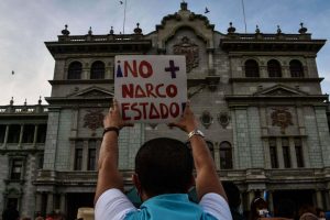 Portada-Guatemala-Narcotráfico-Corrupción-Foto Resumen Latinoamericano-1600x-(1)-(1)--https://www.resumenlatinoamericano.org/--