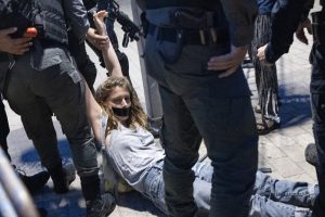 Portada-Israel-Mano de hierro vs activistas-Foto Oren Ziv-+972 Magazine-1600x-(1)-(1)