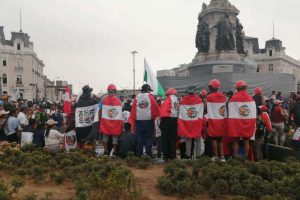 Portada-Perú-Protestas-Foto Pressenza-1600x-(1)-(1)