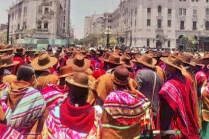 Portada-Perú-Protestas-Foto Servindi-1600x-(1)-(1)